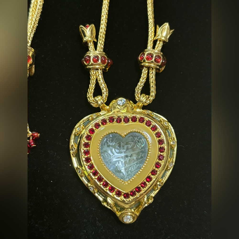 Rare Elizabeth Taylor Avon Necklace - Picture 10 of 11